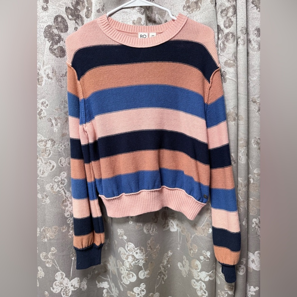 ROXY/ Size: S/P Juniors Loft  Music Striped Sweater
